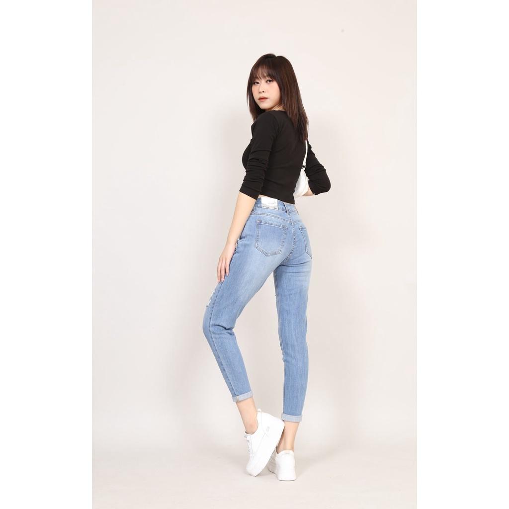 Quần Jean Nữ Boyfriend Baggy Rách Vá 1 Ô Bên Phải Co Dãn Gấu Thường CT JEANS