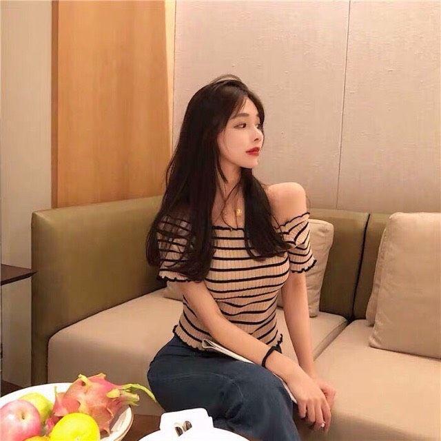 Áo trễ vai tay ngắn sọc