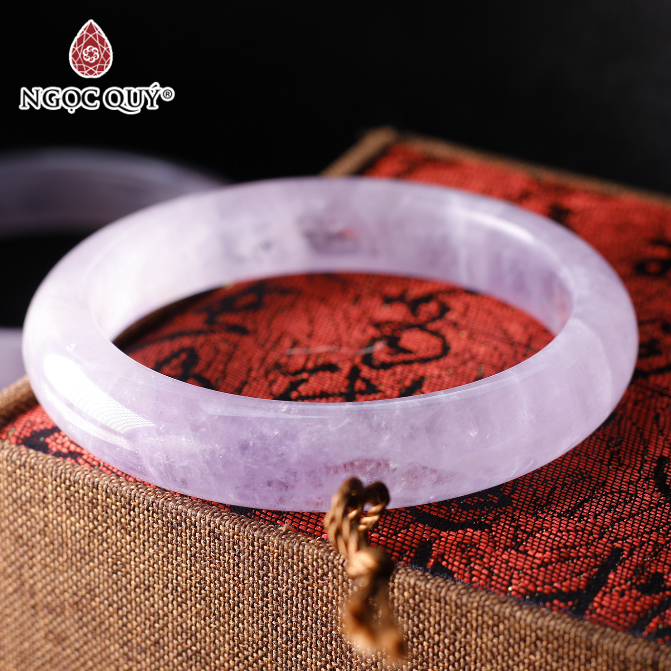 Vòng nguyên khối đá thạch anh tím lavender Ni54 mệnh hỏa. thổ - Ngọc Quý Gemstones