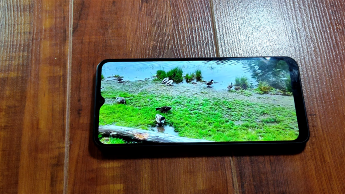 Realme Narzo 50i Prime có màn hình kích thước 6.5 inch, độ phân giải HD+