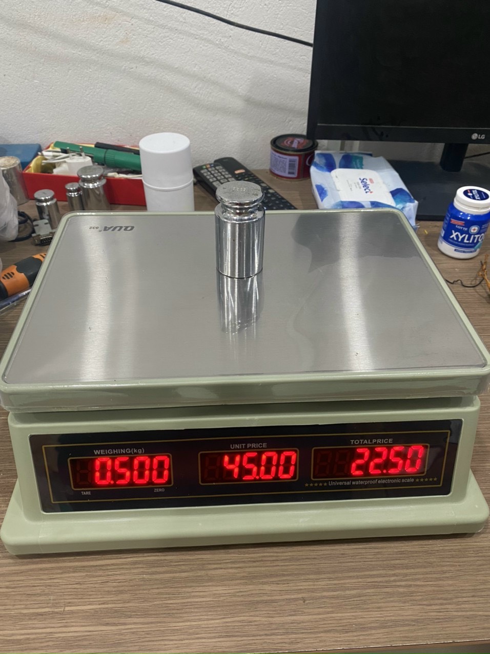 Cân tính giá điện tử giá rẻ 30kg QUA 832 lớn