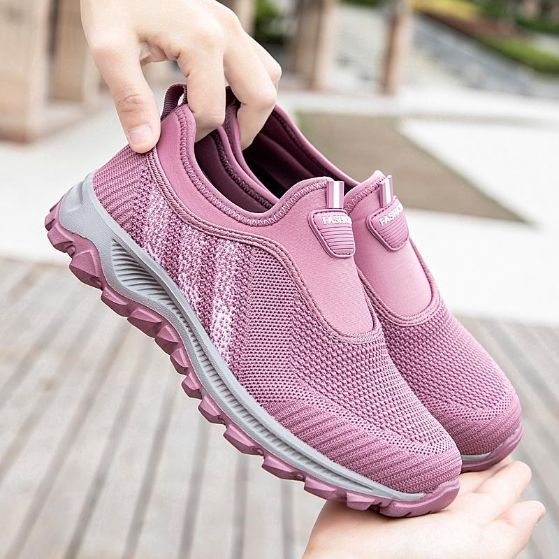 Giày Sneaker Thể Thao Nữ Màu Đen