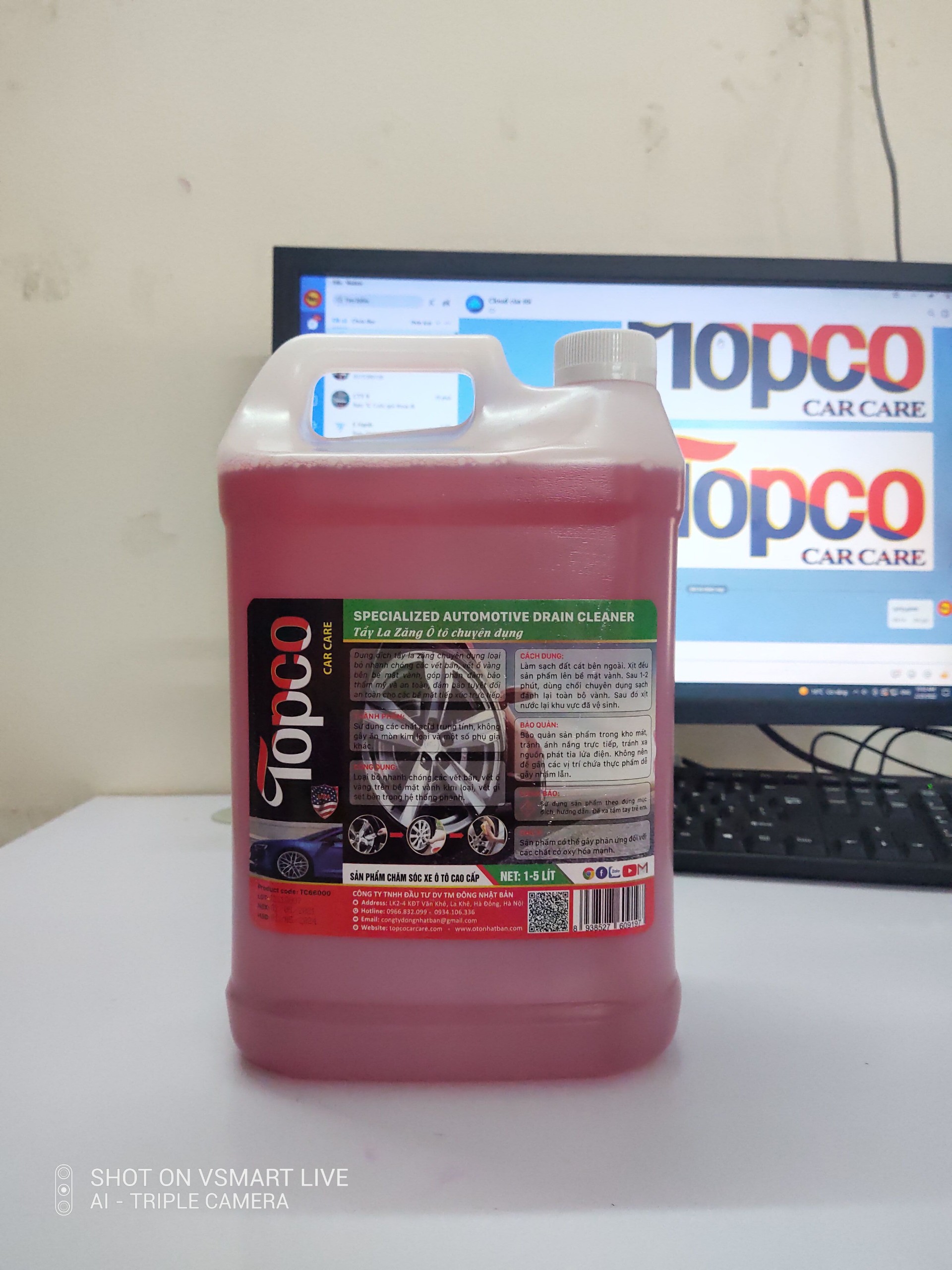 Dung dịch tẩy lazang ô tô TOPCO dung tích 5 lít
