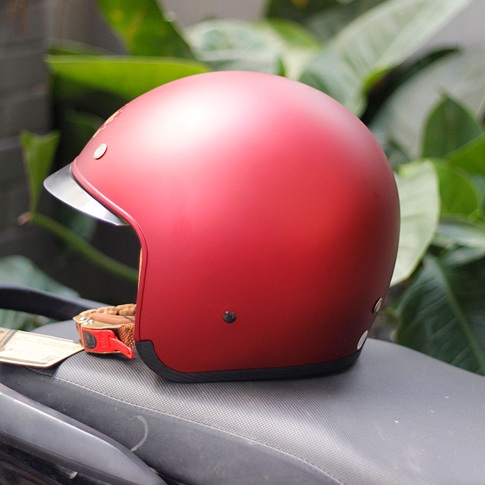 Nón bảo hiểm 3/4 ROYAL M139 có kính âm màu ĐỎ ĐÔ