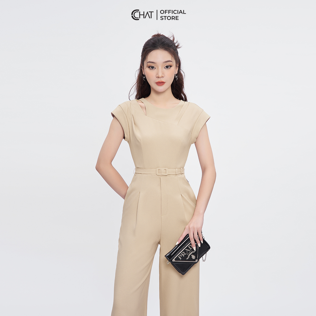 Jumpsuit Nữ CCHAT Kiểu Cutout Ly Vai Chất Tuytsi Cao Cấp Mềm Mịn 53JNS2001ST