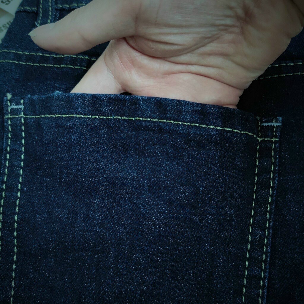 Quần jeans Nam phong cách