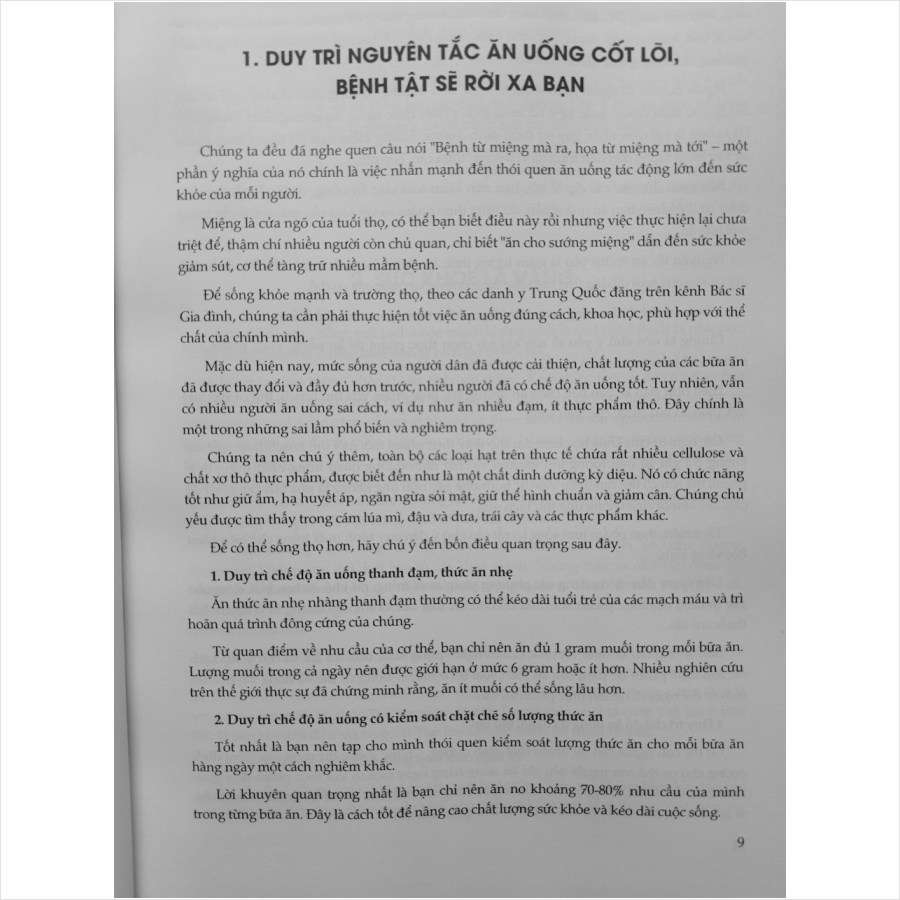 Sách Cẩm Nang Dành Cho Người Cao Tuổi – Sống Vui, Sống Khỏe, Hạnh Phúc Mỗi Ngày - V2281D