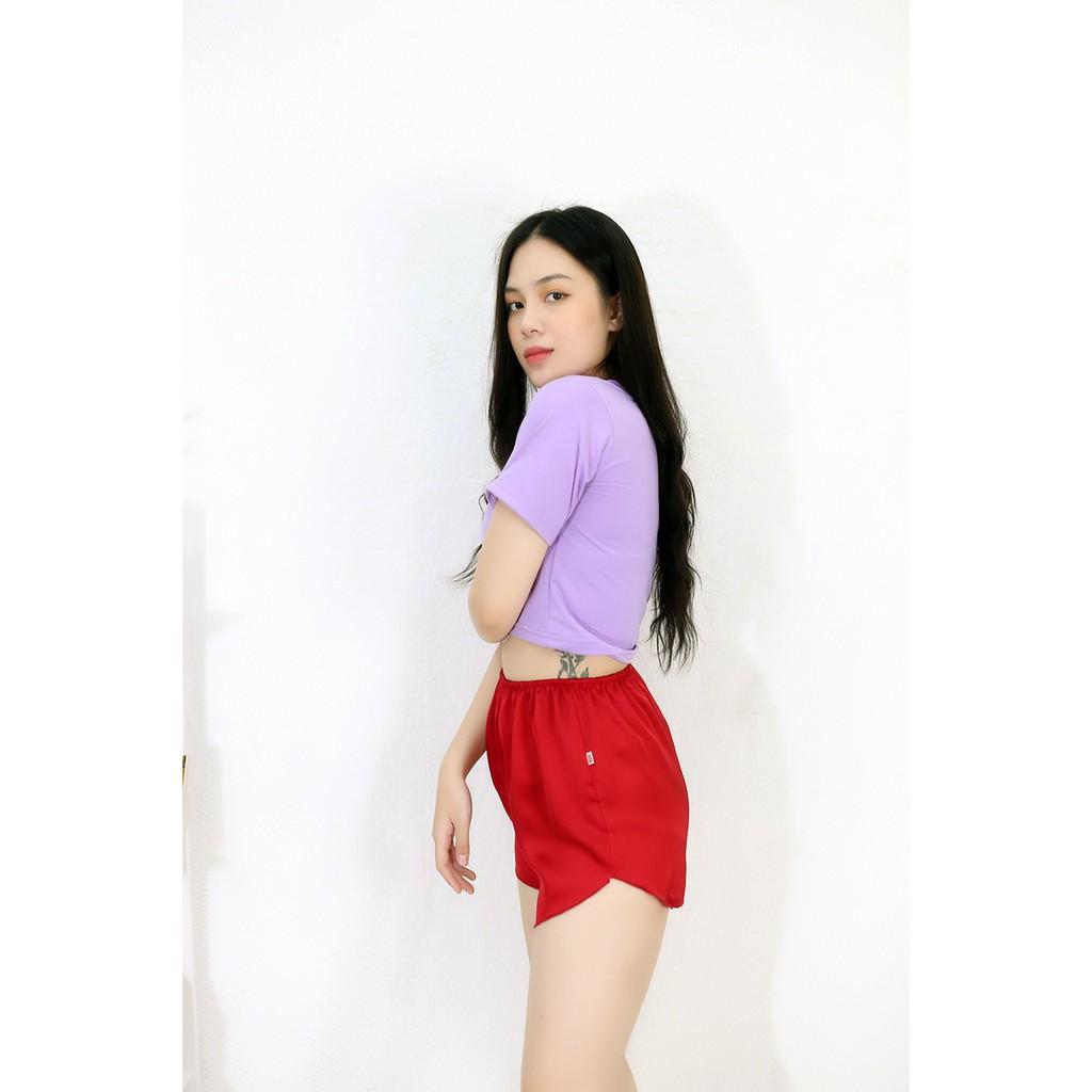 Quần short nữ vải Satin cao cấp co giãn nhẹ - Cực Kì mát mẻ và quyến rũ