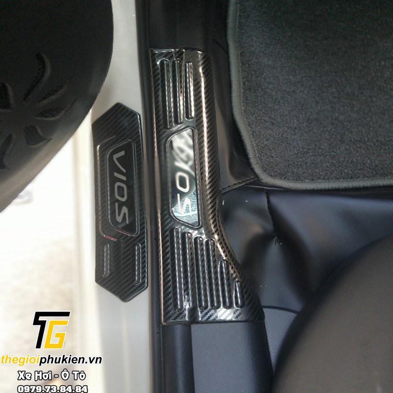 Combo ỐP BẬC CỐP VÀ BẬC CỬA xe Toyota Corolla Cross vân Carbon
