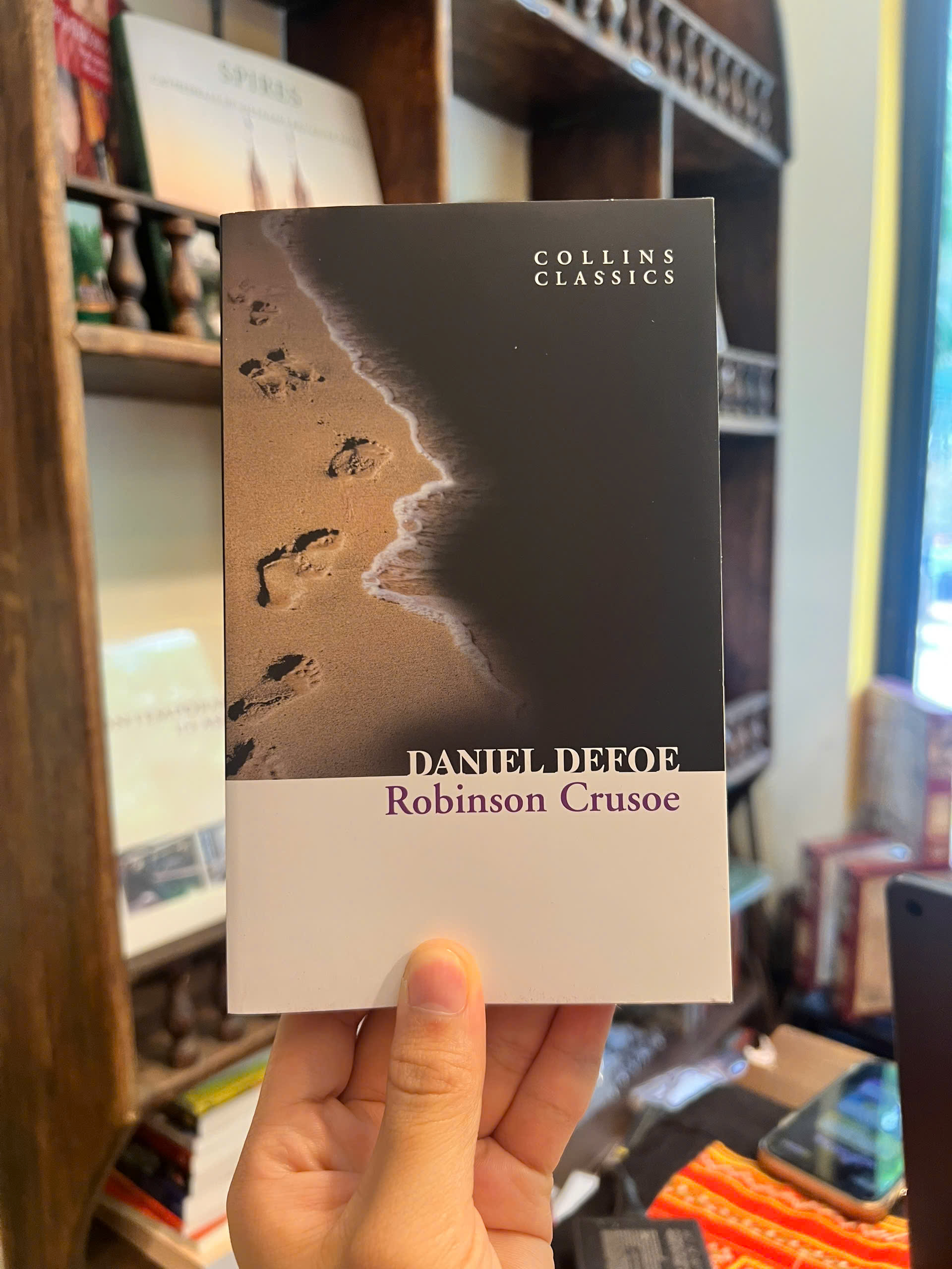 Sách - Robinson Crusoe by Daniel Defoe | Classics / Fiction / Adventure / Ngoại văn Nhập khẩu