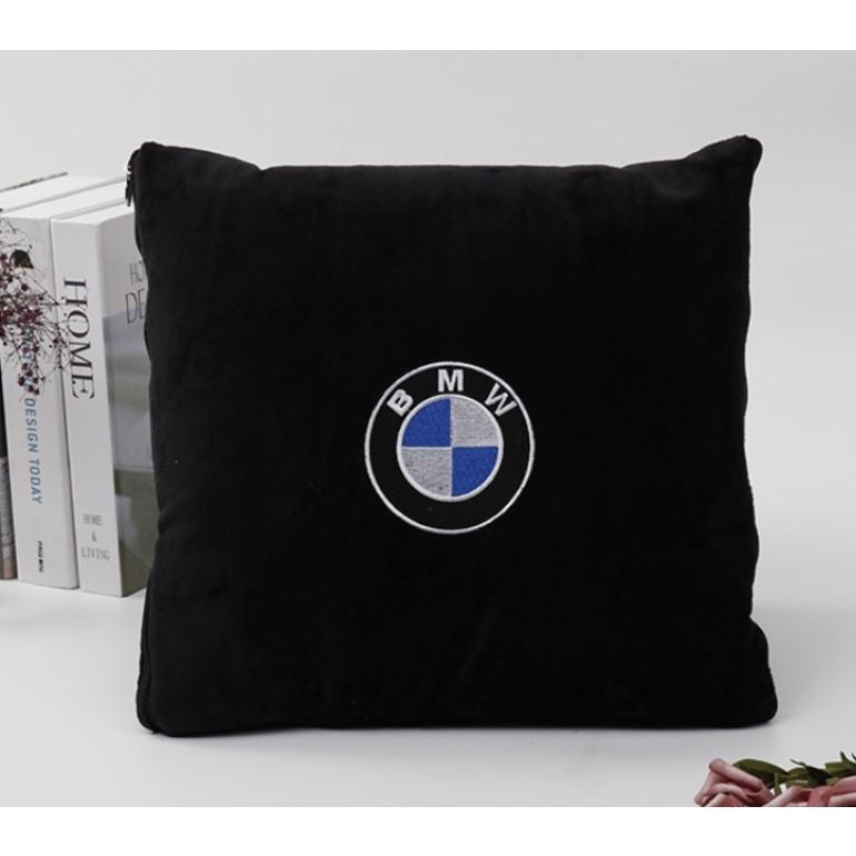 Gối tựa lưng liền chăn 2 in 1 mercedes, Lexus gối tựa lưng trên xe , chăn gối cho xe hơi chất Nhung màu đen sang trọng