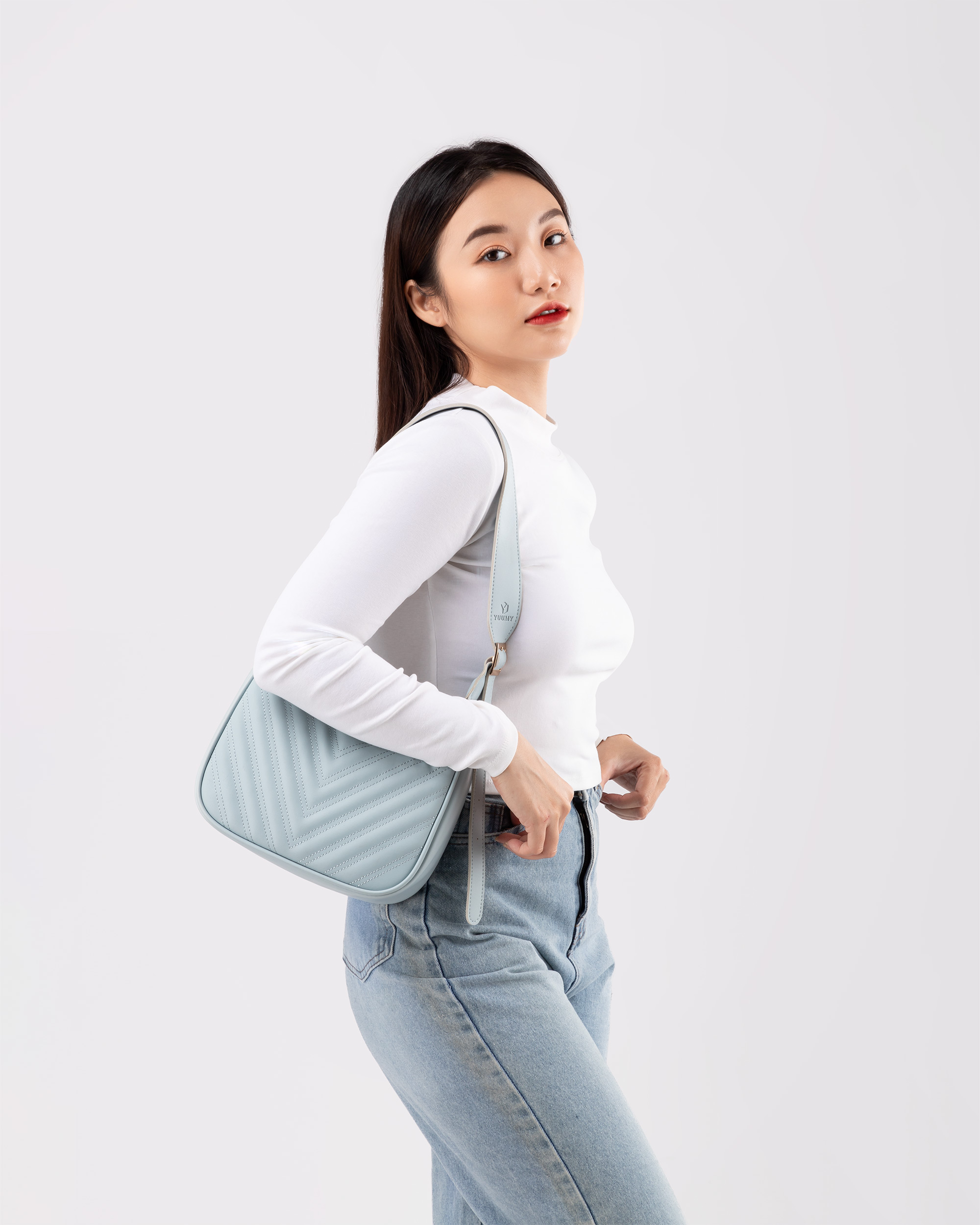 Túi xách nữ đeo vai Yuumy Seasand YN135