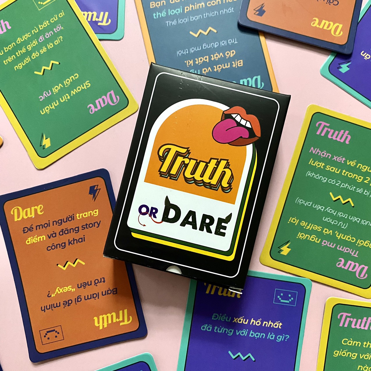 Bộ bài drinking game truth or dare thách hay thật huệ cho nhóm bạn vui nhộn 52 lá