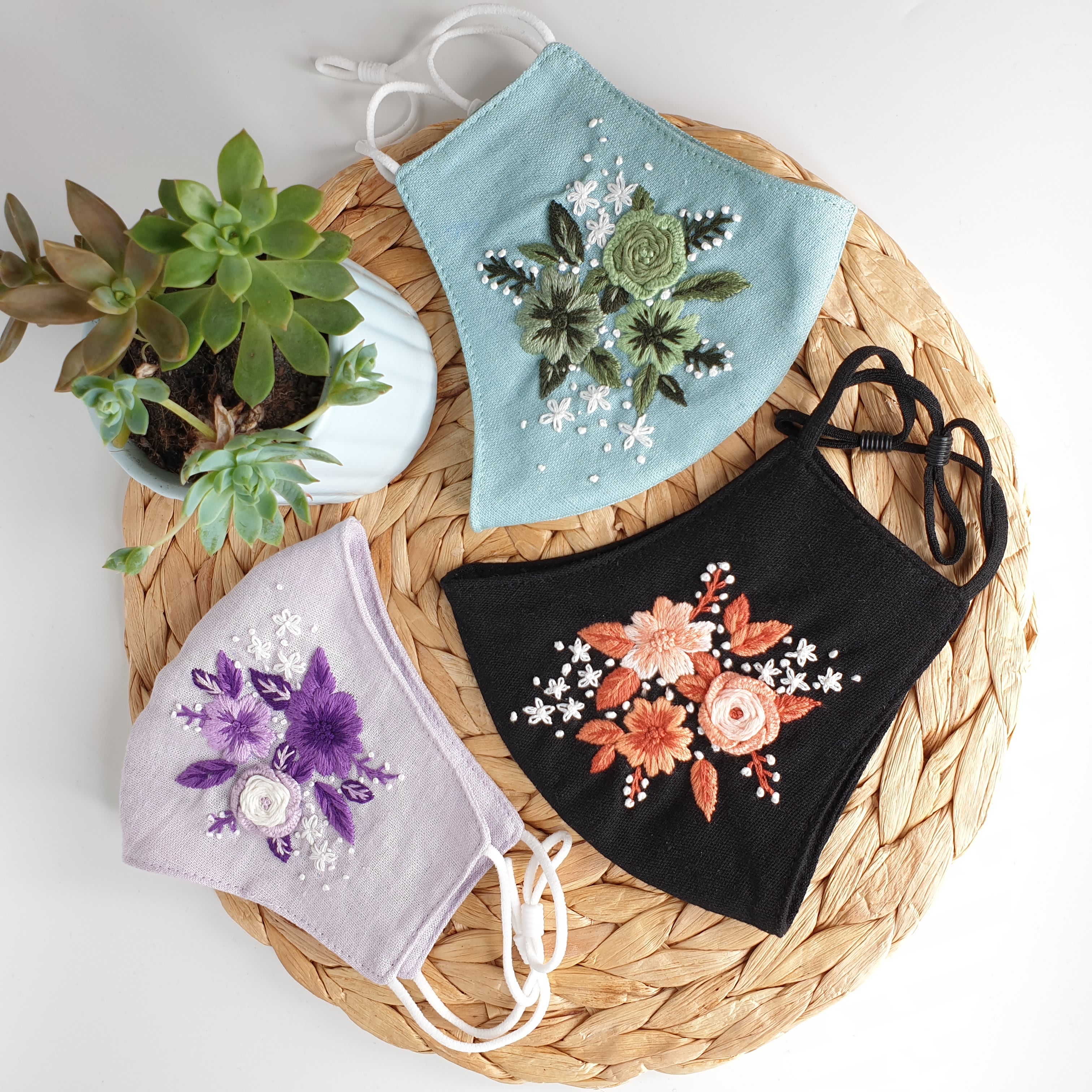 Khẩu trang thêu tay vải linen JL189X