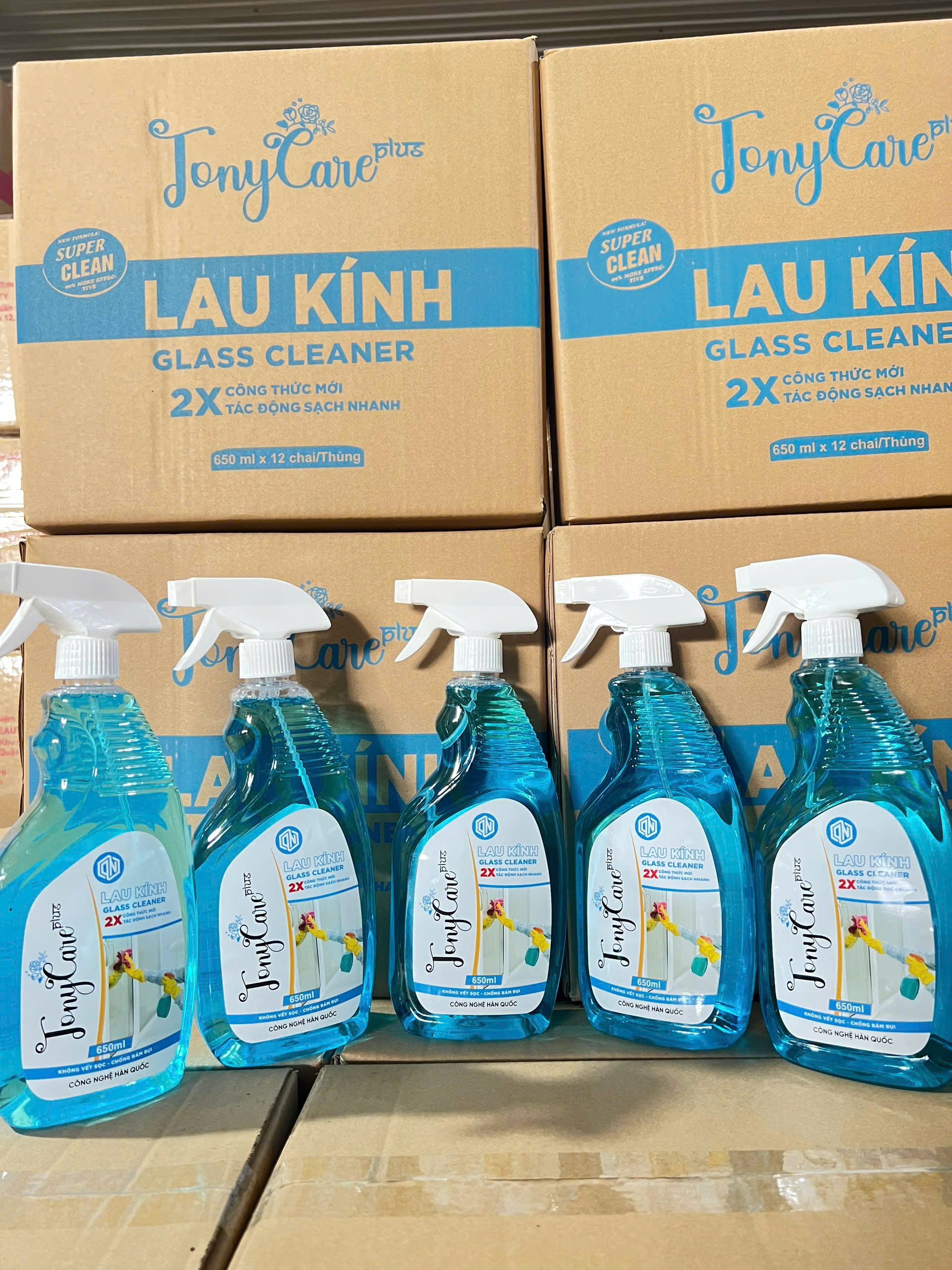 Nước lau kính Tonycare 650ml – Sạch bóng, chống bám bụi, không để lại vệt – Chính hãng Tonycare
