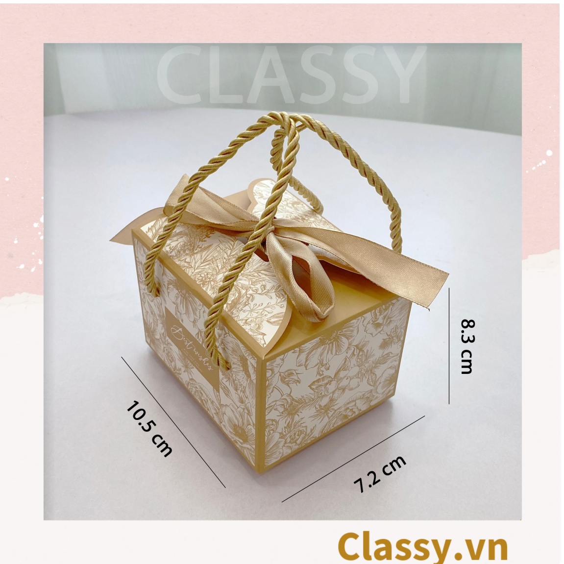 Q794 Hộp giấy tự gấp đựng quà tặng hình hộp vuông kèm ruy băng và quai xách nhựa cứng hoặc dù