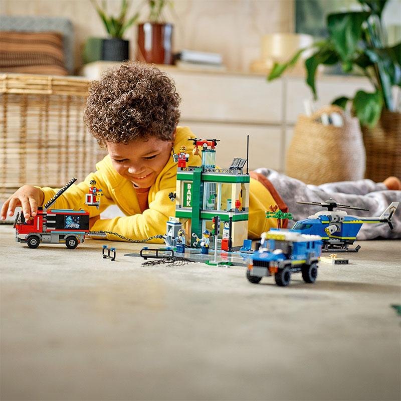 Đồ Chơi LEGO CITY Xe & Trực Thăng Cảnh Sát Truy Bắt Kẻ Trôm Ngân Hàng 60317