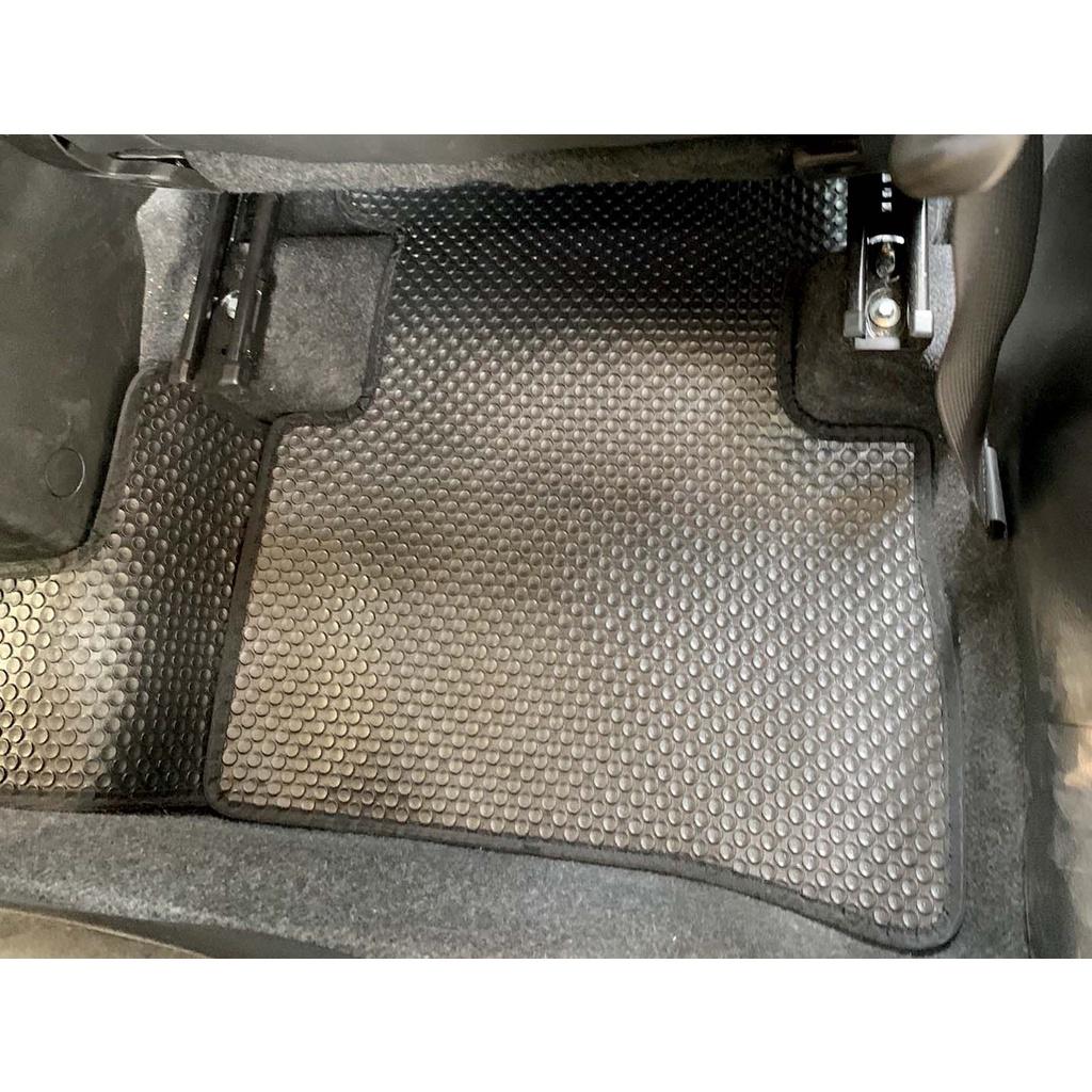 Thảm lót sàn ô tô KATA cho xe Suzuki Vitara  - Khít với sàn xe, Chống trơn, Không mùi, Không ẩm mốc