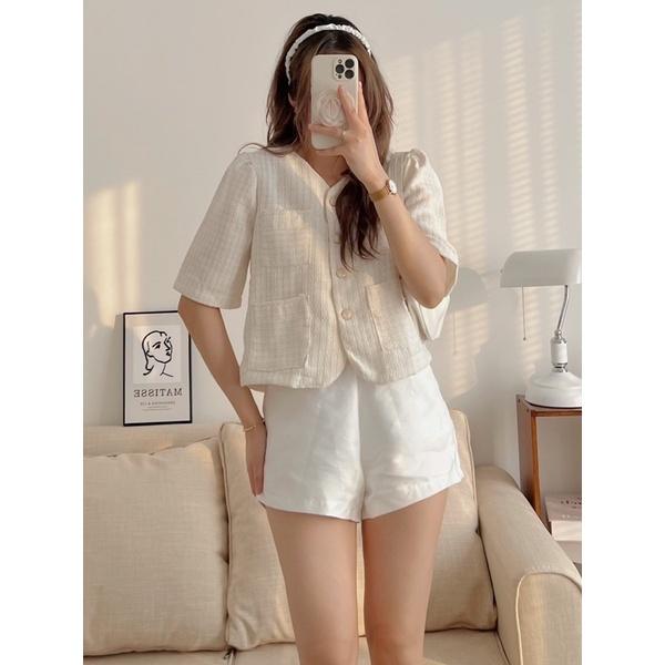 Áo Vest lửng dạ text cộc tay siêu xinh 2 màu, Áo blaze crotop cổ V siêu trẻ trung hàng thiết kế
