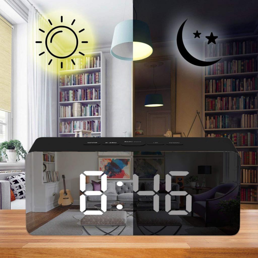 2 Pieces LED Digital Alarm Clock Indoor Temperature Display 12H/24H Desktop