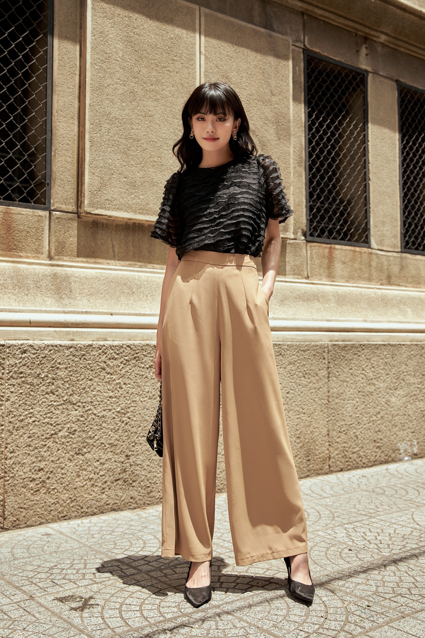 OLV - Áo Alva Top in Black
