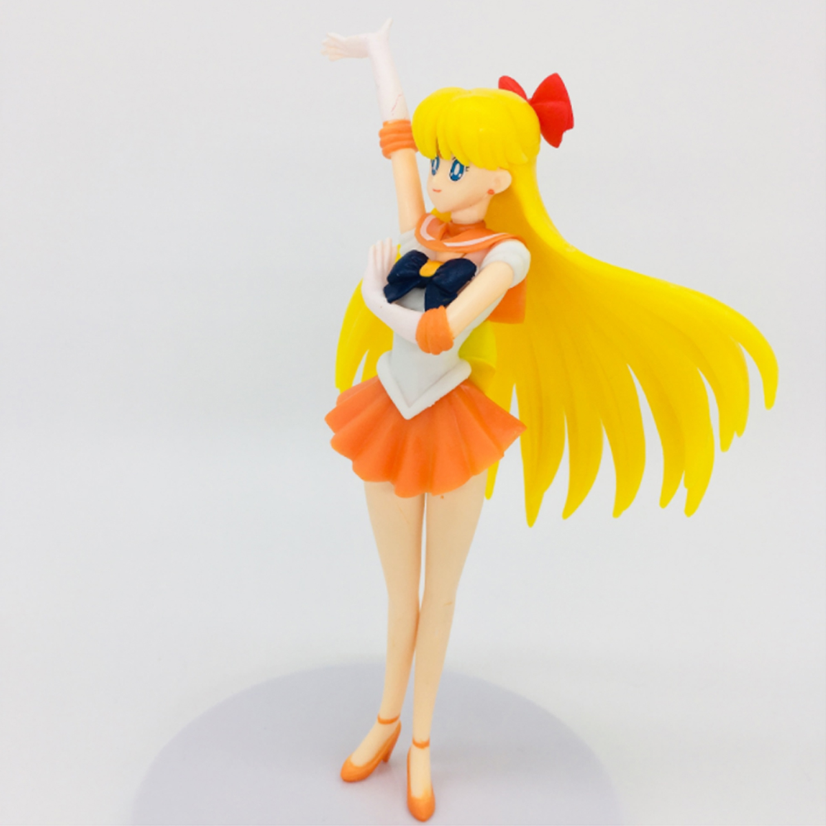 ( Sailor Venus) Đồ chơi lắp ráp mô hình thủy thủ mặt trăng Sao Kim trang trí bàn học (16 cm) có giá đỡ