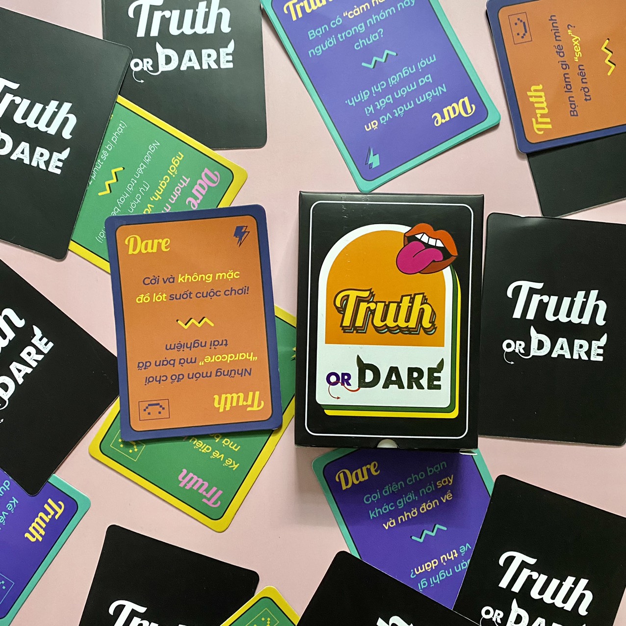 Bộ bài drinking game truth or dare thách hay thật huệ cho nhóm bạn vui nhộn 52 lá