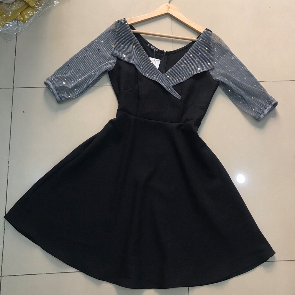 Đầm Xòe Đen Phối Kim Tuyến - Size M