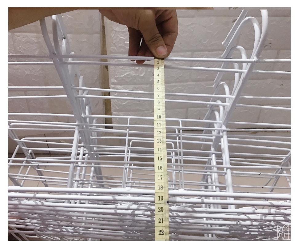 Combo 10 Giỏ Sắt Treo Chậu Hoa Ban Công Hình Chữ Nhật KT 56x18x15Cm - Màu Trắng + 10 Chậu/ Khay/ Máng Nhựa Trồng Rau, Trồng Hoa, Cây Cảnh Kích Thước 60X20X16Cm - Màu Trắng