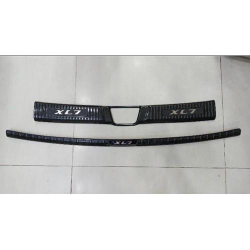 Chống Trầy Cốp Trong Ngoài dành cho XL7 Mẫu Cacbon, Ốp bậc cốp mẫu Cacbon