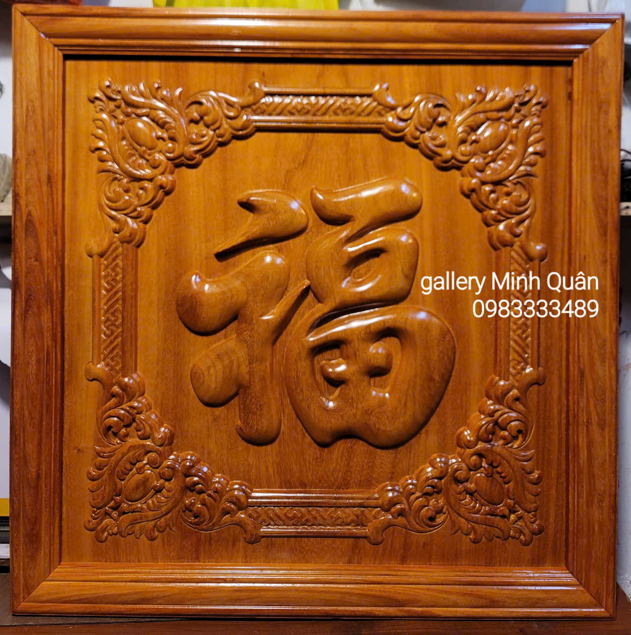 CHỮ PHÚC - GỖ HƯƠNG LIỀN TẤM ĐỤC NỔI SƠN PU CAO CẤP