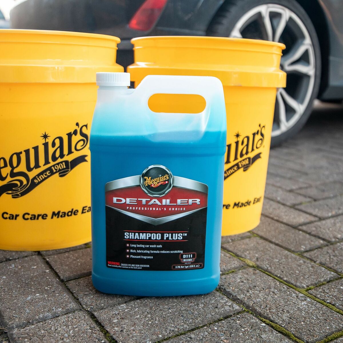 Meguiar's Xà phòng rửa xe tạo bọt dày mịn Shampoo Plus - 1 Gallon / 3.79L - D11101