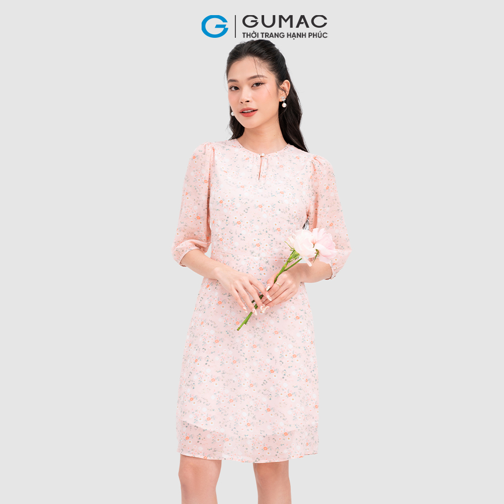 Đầm cổ xẻ GUMAC DC11082 hoa nhí đính nút nữ tính