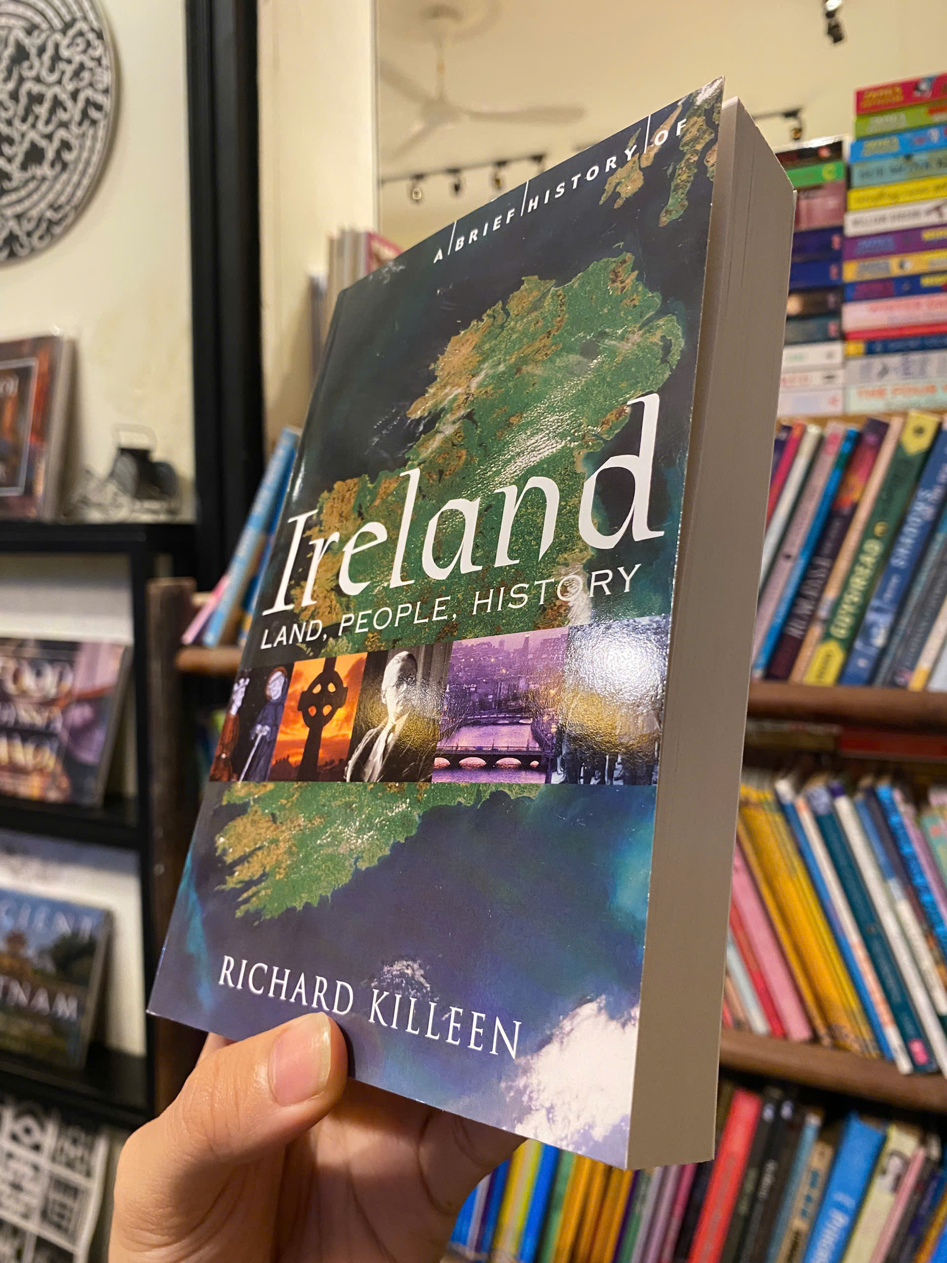 Sách - A Brief History of Ireland by Richa Killeenrd | History Nonfiction / Ngoại văn Nhập khẩu