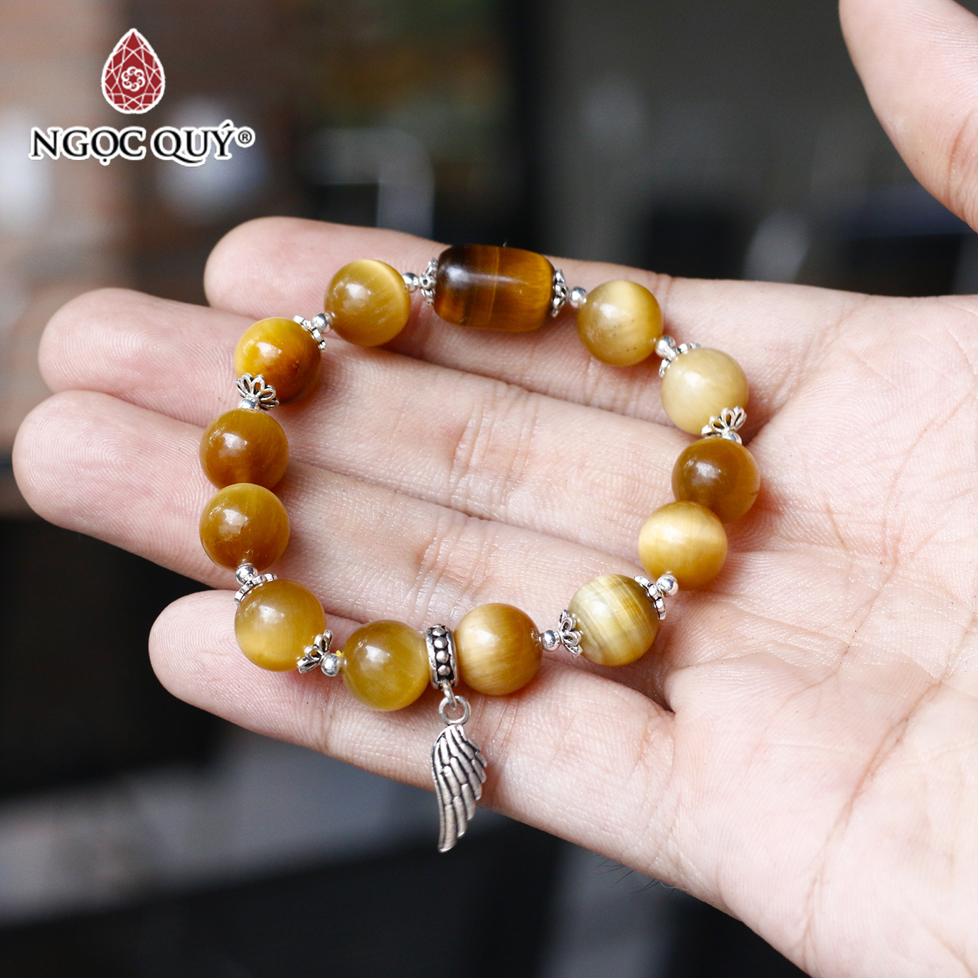 Vòng tay đá mắt hổ vàng tâm phồi lu thống size hạt 10mm mệnh thổ , kim - Ngọc Quý Gemstones