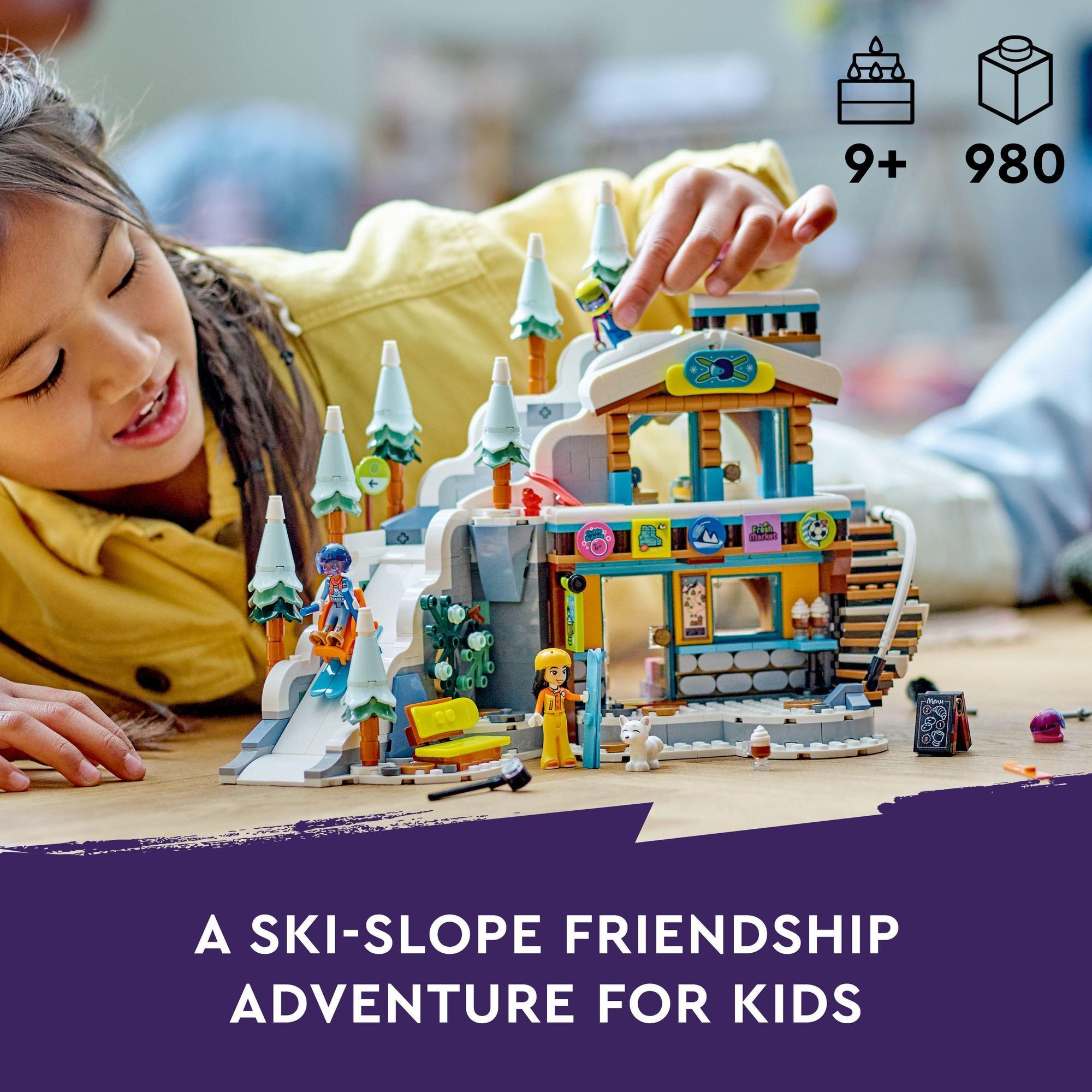 LEGO Friends 41756 Đồ chơi lắp ráp Tiệm cà phê và khu trượt tuyết (980 chi tiết)