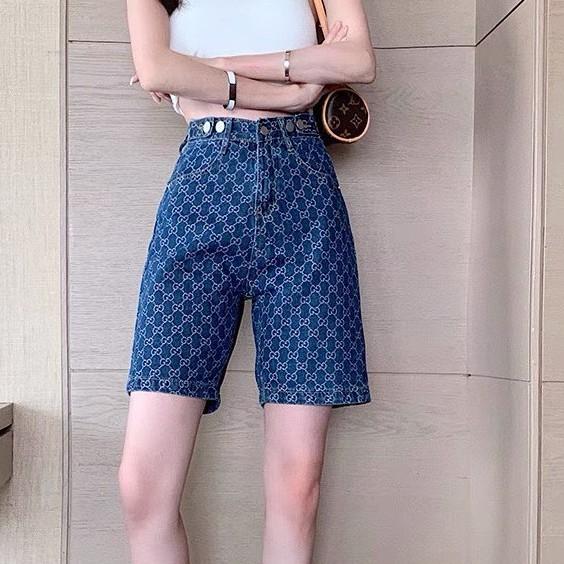 Quần Short Cap Cao Ống Rộng Họa Tiết Nổi Bật_C24