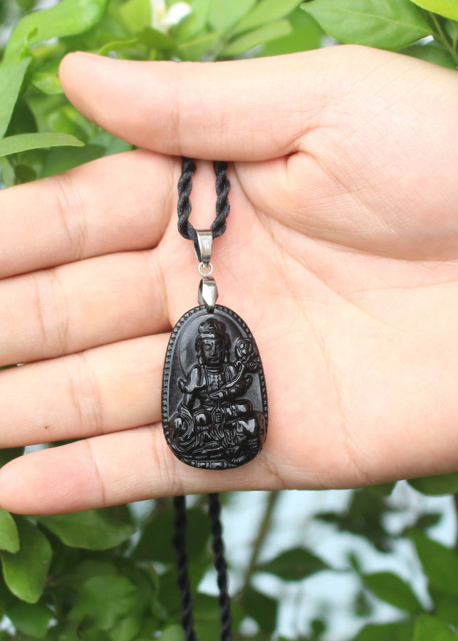 Mặt dây chuyền Phật bản mệnh cho Nữ tuổi Tỵ,  Mệnh  Mộc, Đá Núi Lửa Obsidian, Phật Phổ Hiền Bồ Tát, Cỡ nhỏ,  AKO6