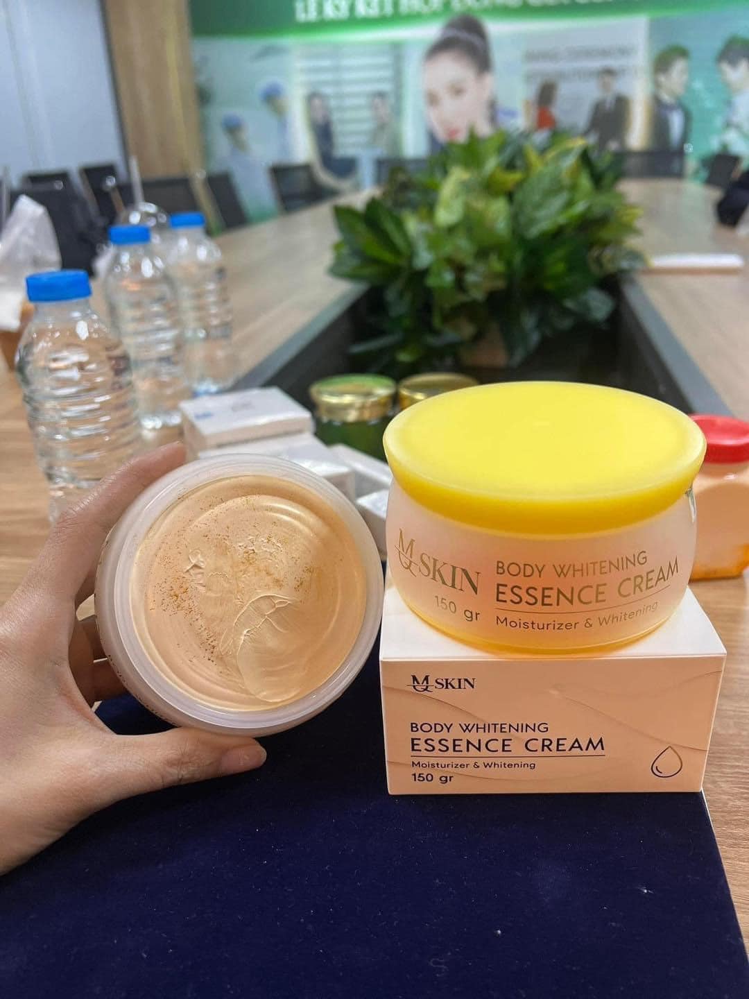 Kem Body Sâm Vàng MQ Skin Dưỡng Trắng Da 150gr