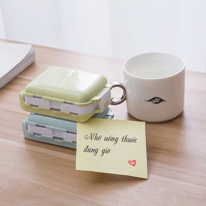 Hộp Đựng Chia Thuốc 8 Ngăn Đi Du Lịch, Tiện Dụng, Nhỏ Gọn, Chắc Chắn, Ngăn Nắp, Nhựa An Toàn Môi Trường.