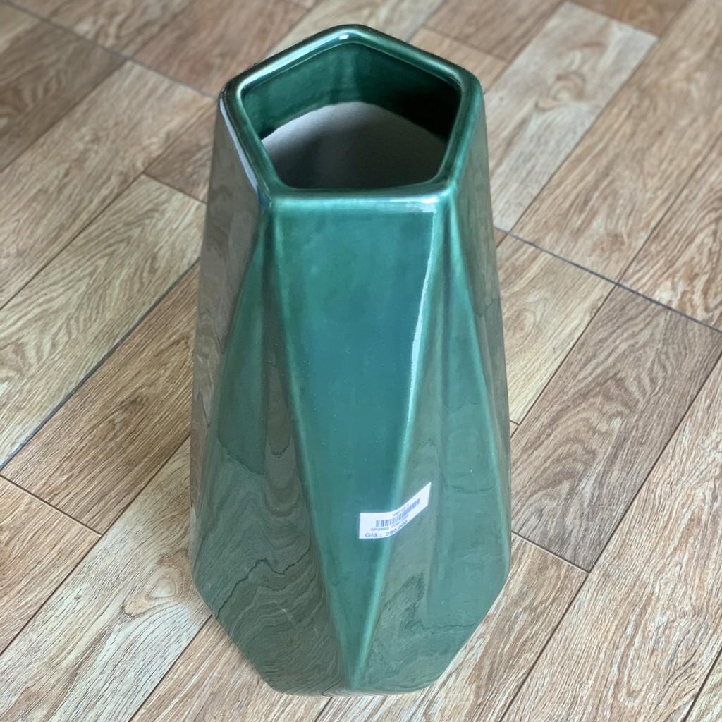 Bình hoa gốm sứ cao cấp.