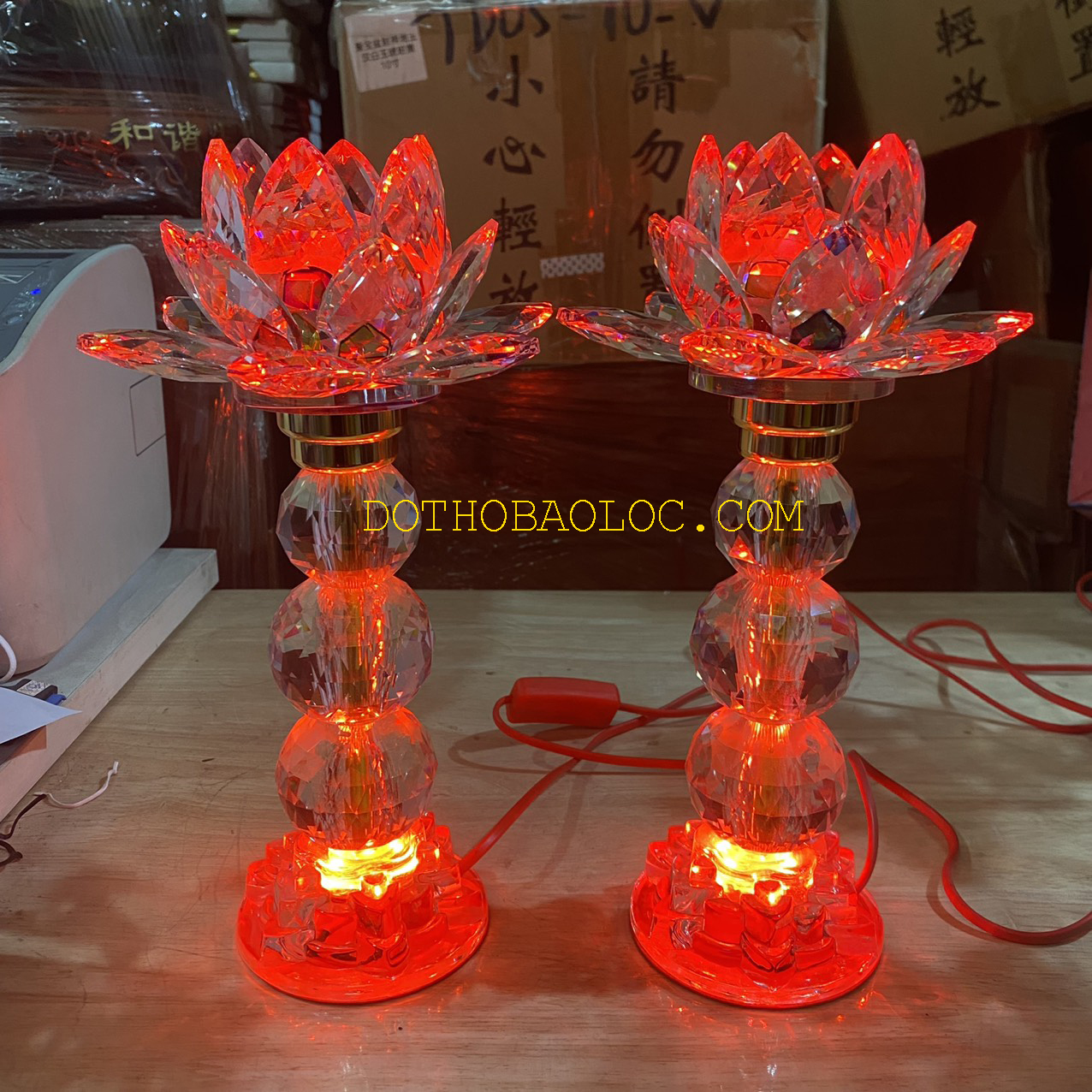 Đèn pha lê hoa sen 3 cục bông cao cấp nhập khẩu từ Đài Loan cao 30cm
