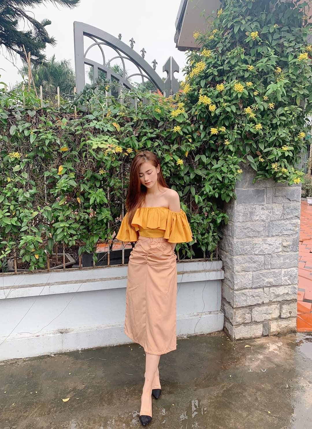 SET Áo Bẹt Vai Chun Bèo & Chân Váy Nhún