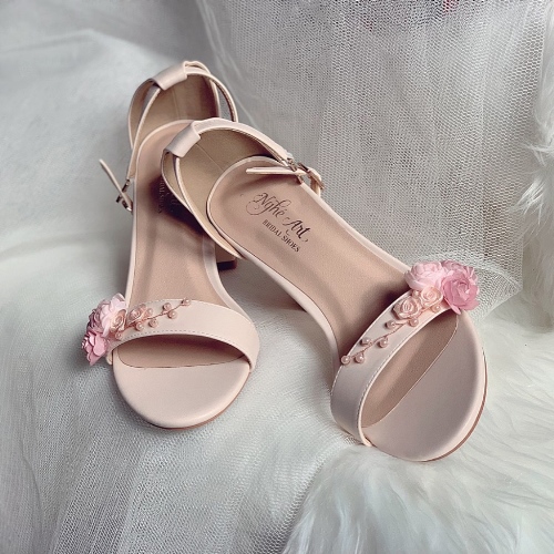 Giày cưới Nghé Art sandal nude hoa hồng ngọc trai 253