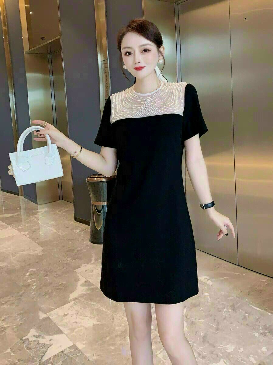 ĐẦM SUÔNG THUN CỔ LƯỚI ĐÍNH HẠT CHÂU