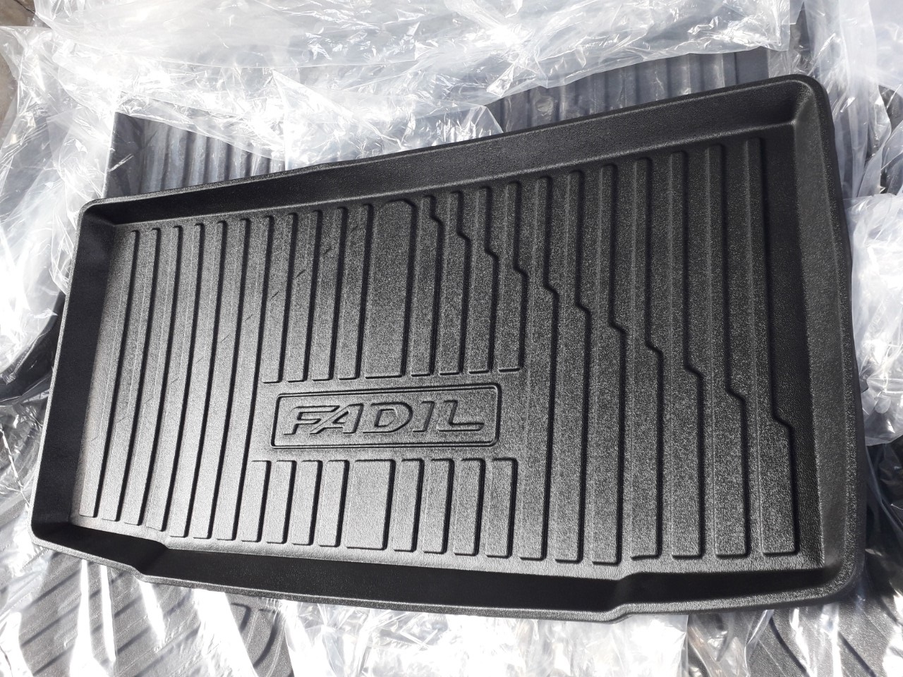Tấm lót cốp Nhựa dẻo dành cho xe Vinfast Fadil 2019-2020