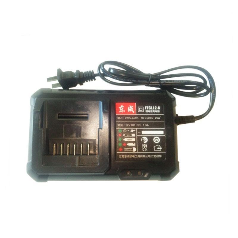 SẠC VUÔNG 12V DCA FFCL12-6 - HÀNG CHÍNH HÃNG