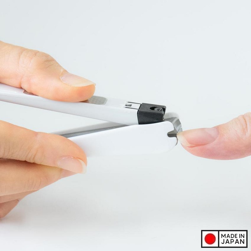 Bấm móng tay Kai Type 001 ST size M (White) - Made in Japan