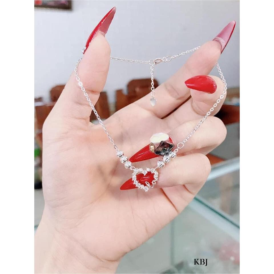 LẮC CHÂN BẠC TA CHỮ LOVE