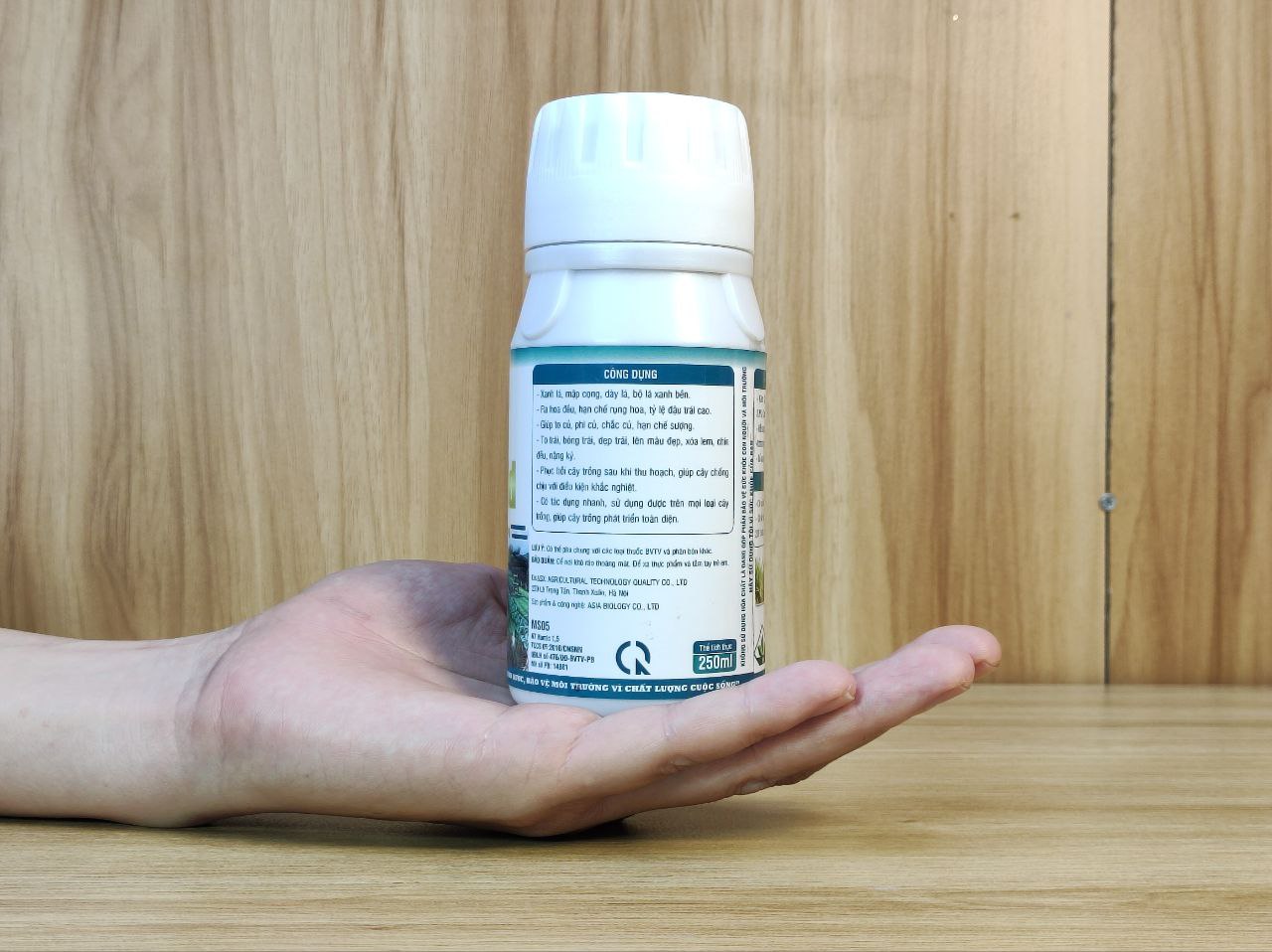 Phân bón vi lượng AT Humic 1,5 3H-Dgold - Phát triển toàn diện cây trồng 250 ml - CAY.CH.OS.010005